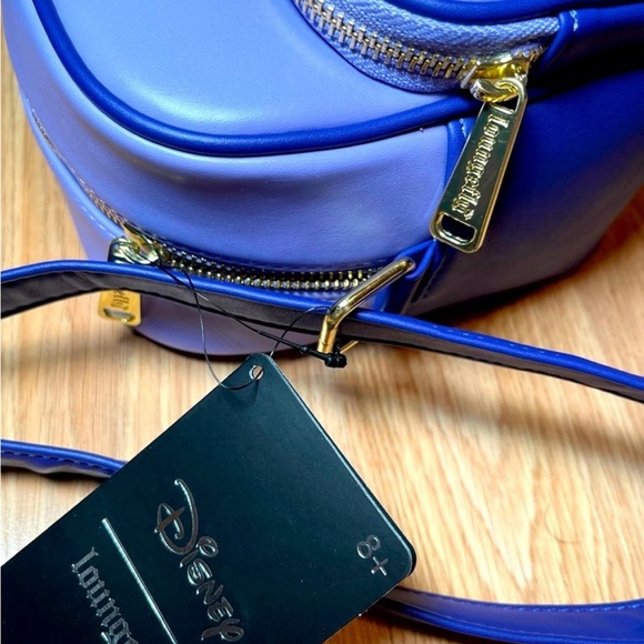 Disney Loungefly Zootopia Nick Wilde Judy Hopps Purple Medium Crossbody Bag Rare - Picture 5 of 5